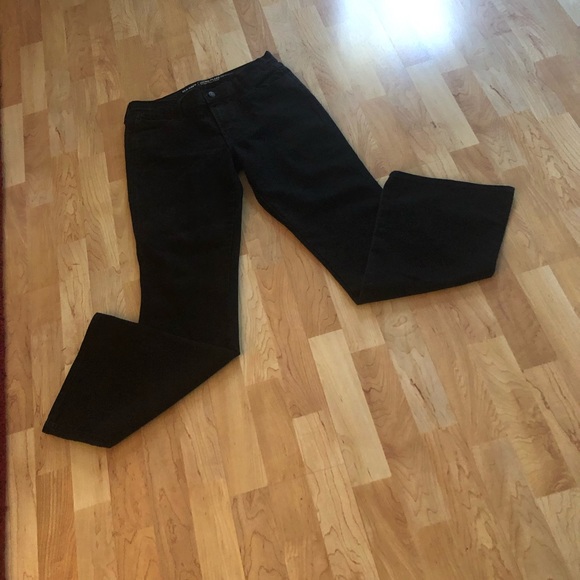 NWOT - Old Navy Mid Rise Black Boot Cut Jeans - Picture 5 of 8
